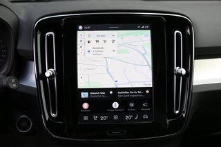 Volvo XC40 B3 Plus Dark Anhängerkupplung*ACC*Sitze vorn elektr.*Rückfahrkamera*Sitzheizung*Lenkradheizung 2WD - bilder 8