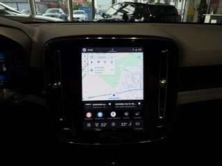Volvo EX40 185 kWSingle Motor Extended Range Ultra Black Edition Standheizung*AHK*Schiebedach*360°Kamera*BLIS - bilder 9