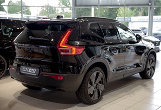 Volvo EX40 185 kWSingle Motor Extended Range Ultra Black Edition Standheizung*AHK*Schiebedach*360°Kamera*BLIS - bilder 5