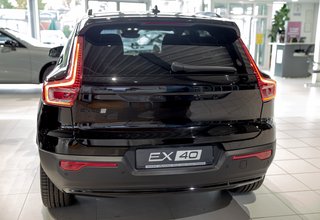 Volvo EX40 185 kWSingle Motor Extended Range Ultra Black Edition Standheizung*AHK*Schiebedach*360°Kamera*BLIS - bilder 6