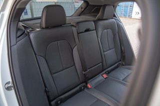 Volvo XC40 B4 Ultimate Dark Standheizung*Schiebedach*360°*BLIS Ultra 2WD - bilder 6