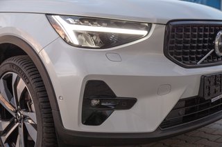 Volvo XC40 B4 Ultimate Dark Standheizung*Schiebedach*360°*BLIS Ultra 2WD - bilder 20