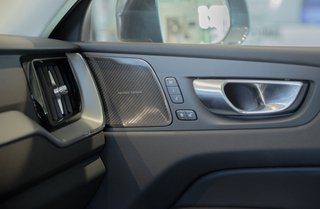 Volvo XC60 T6 Plus Bright AWD Schiebedach*ACC*AHK*Standheizung.*  Recharge Plug-In Hybrid - bilder 14
