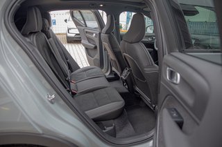 Volvo EX40 Single Motor Extended Range RWD Ultra Black Edition AHK*Schiebedach*Standheizung - bilder 10