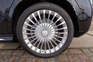 Mercedes-Benz GLS 600 Maybach 4Matic First-Class-Paket - photo 32