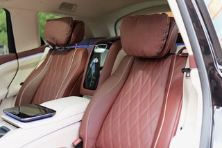 Mercedes-Benz GLS 600 Maybach 4Matic First-Class-Paket - photo 32