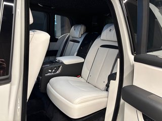 Rolls-Royce Cullian Black Badge 2026 4 Seats I star headliner I star tailgate I Immersive Seating - bilder 15