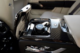 Rolls-Royce Cullian Black Badge 2026 4 Seats I star headliner I star tailgate I Shelby Grey - foto 16