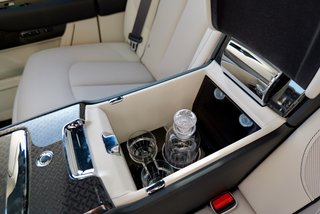 Rolls-Royce Cullian Black Badge 2026 4 Seats I star headliner I star tailgate I Shelby Grey - foto 18