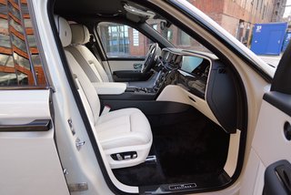 Rolls-Royce Cullian Black Badge 4 Seats I Starlight I TV I Massage Seats - photo 30