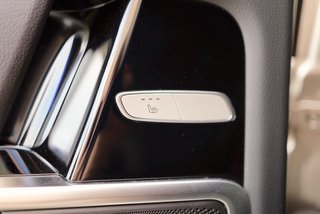 Mercedes-Benz G 500 - photo 21