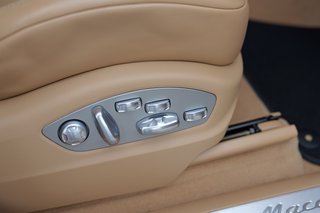 Porsche Macan Turbo Burmester High-End - bilder 17