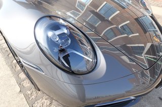 Porsche 992 Carrera 4 Cabriolet - photo 19