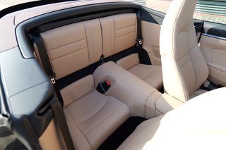 Porsche 992 Carrera 4 Cabriolet - photo 12