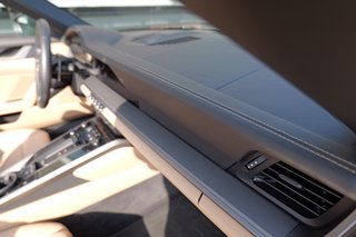 Porsche 992 Carrera 4 Cabriolet - photo 26