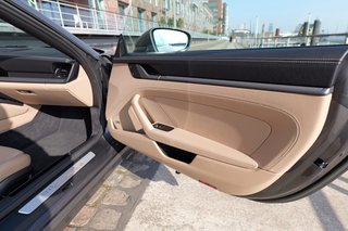 Porsche 992 Carrera 4 Cabriolet - photo 25