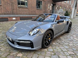 Porsche 992 Turbo S Cabriolet Heritage Classic - foto 1