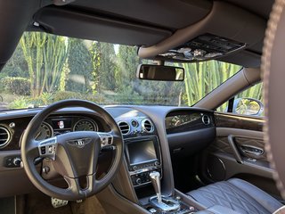 Bentley Flying Spur 6.0 W12 AWD - photo 5