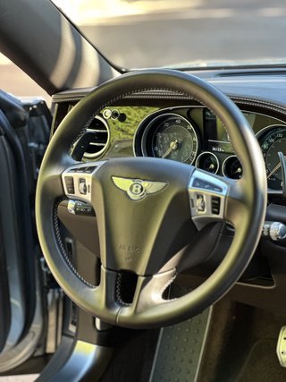 Bentley Flying Spur 6.0 W12 AWD - photo 14