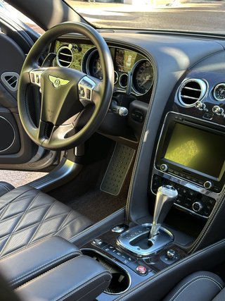 Bentley Flying Spur 6.0 W12 AWD - photo 12