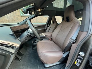 BMW IX 40 XDrive Panorama-Glasdach - bilder 5