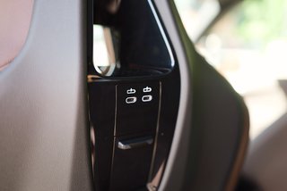 BMW IX 40 XDrive Panorama-Glasdach - foto 22