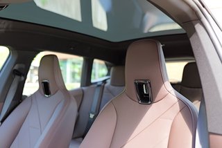 BMW IX 40 XDrive Panorama-Glasdach - foto 9