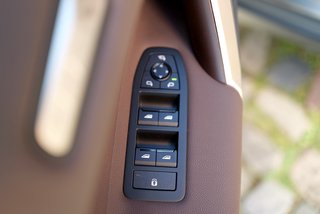 BMW IX 40 XDrive Panorama-Glasdach - foto 36