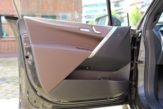 BMW IX 40 XDrive Panorama-Glasdach - foto 40