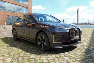 BMW IX 40 XDrive Panorama-Glasdach - foto 53