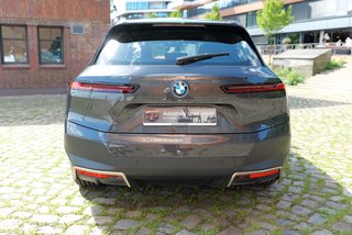 BMW IX 40 XDrive Panorama-Glasdach - foto 49