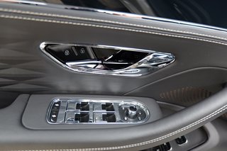 Bentley Flying Spur 6.0 W12 4 Wheel drive 1 Edition - bilder 14