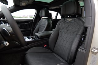 Bentley Flying Spur 6.0 W12 4 Wheel drive 1 Edition - bilder 9