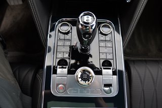 Bentley Flying Spur 6.0 W12 4 Wheel drive 1 Edition - bilder 24
