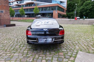 Bentley Flying Spur 6.0 W12 4 Mulliner First Edition - foto 4
