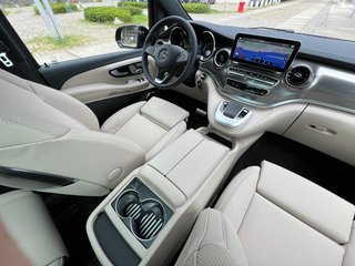 Mercedes-Benz V300 d EXCLUSIVE EDITION 4MATIC lang Exclusive Edition - photo 17