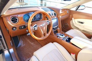 Bentley Continental GTC - foto 15