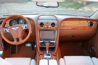 Bentley Continental GTC - foto 15