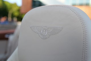 Bentley Continental GTC - foto 25