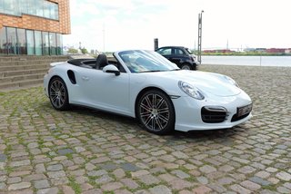 Porsche 991 Turbo Cabriolet - photo 2
