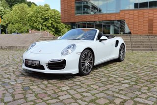 Porsche 991 Turbo Cabriolet - photo 1