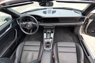 Porsche 992 Carrera 4 Cabriolet Sportsitze BOSE - foto 11