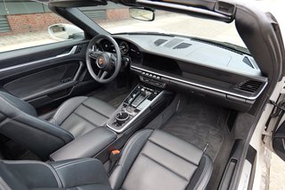 Porsche 992 Carrera 4 Cabriolet Sportsitze BOSE - foto 19
