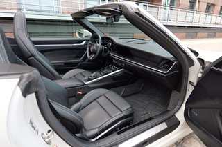 Porsche 992 Carrera 4 Cabriolet Sportsitze BOSE - foto 20