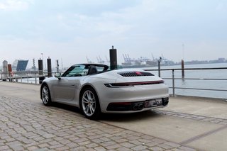 Porsche 992 Carrera 4 Cabriolet Sportsitze BOSE - foto 6
