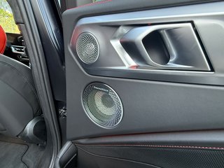 BMW XM RED Label - bilder 13