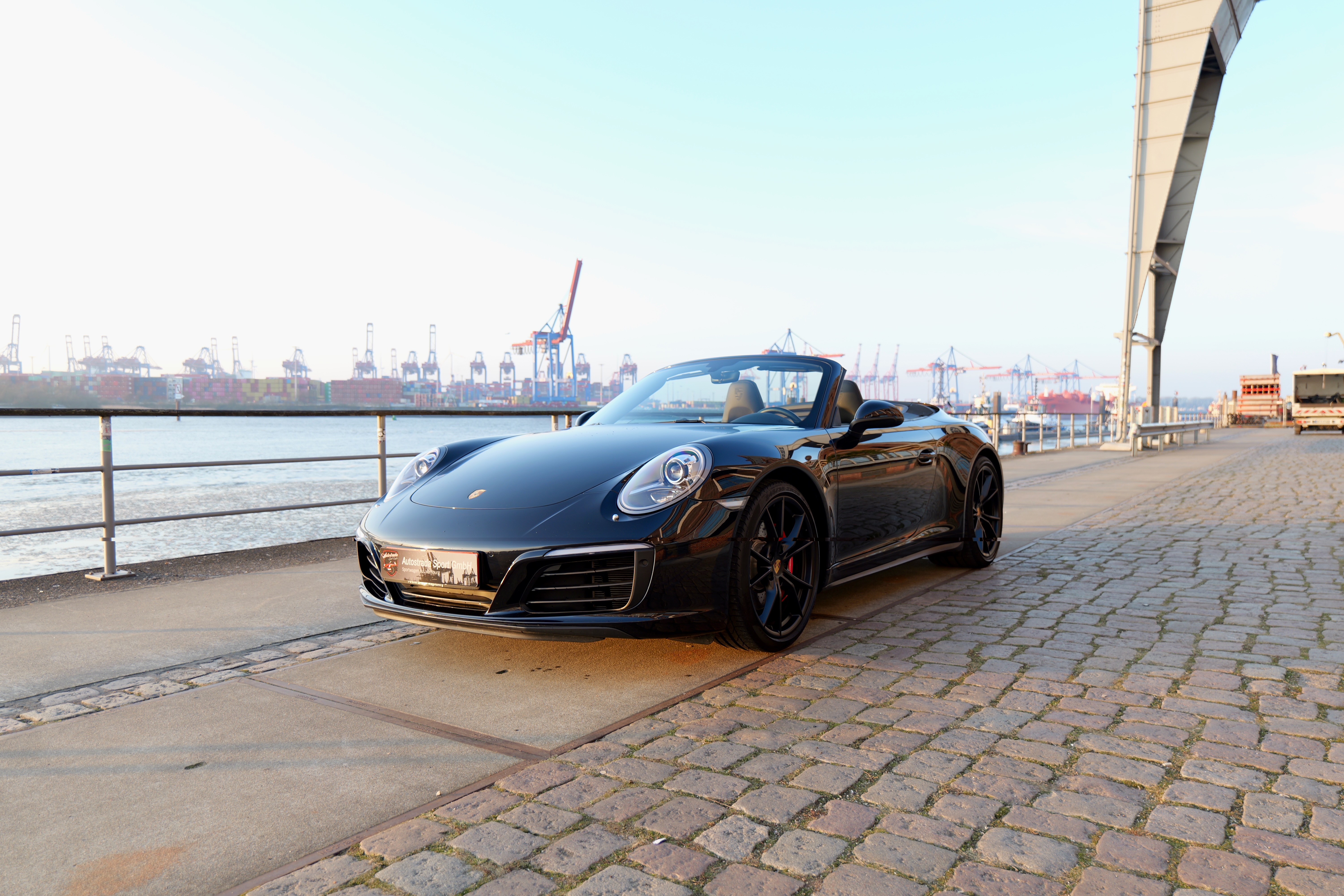 Porsche 991Carrera 4 S Cabriolet 1.Hand | Deutsches Fahrzeug - foto 20