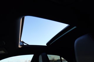 Porsche Macan Electric 4 - foto 27