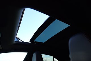 Porsche Macan Electric 4 - foto 20