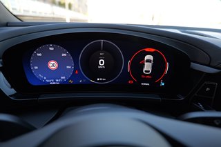 Porsche Macan Electric 4 - foto 21